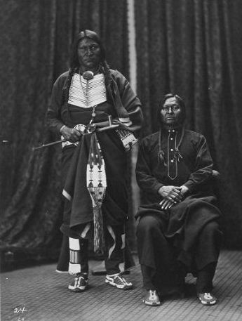 http://www.american-tribes.com/messageboards/dietmar/1873crazybullfriday.jpg