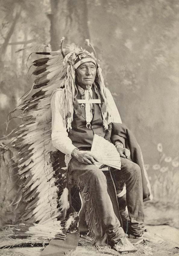 http://www.american-tribes.com/messageboards/dietmar/1879LittleChief.jpg