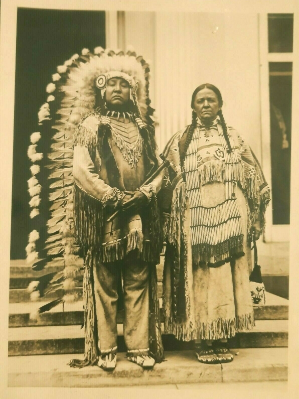 http://www.american-tribes.com/messageboards/dietmar/bullbear&wife.jpg
