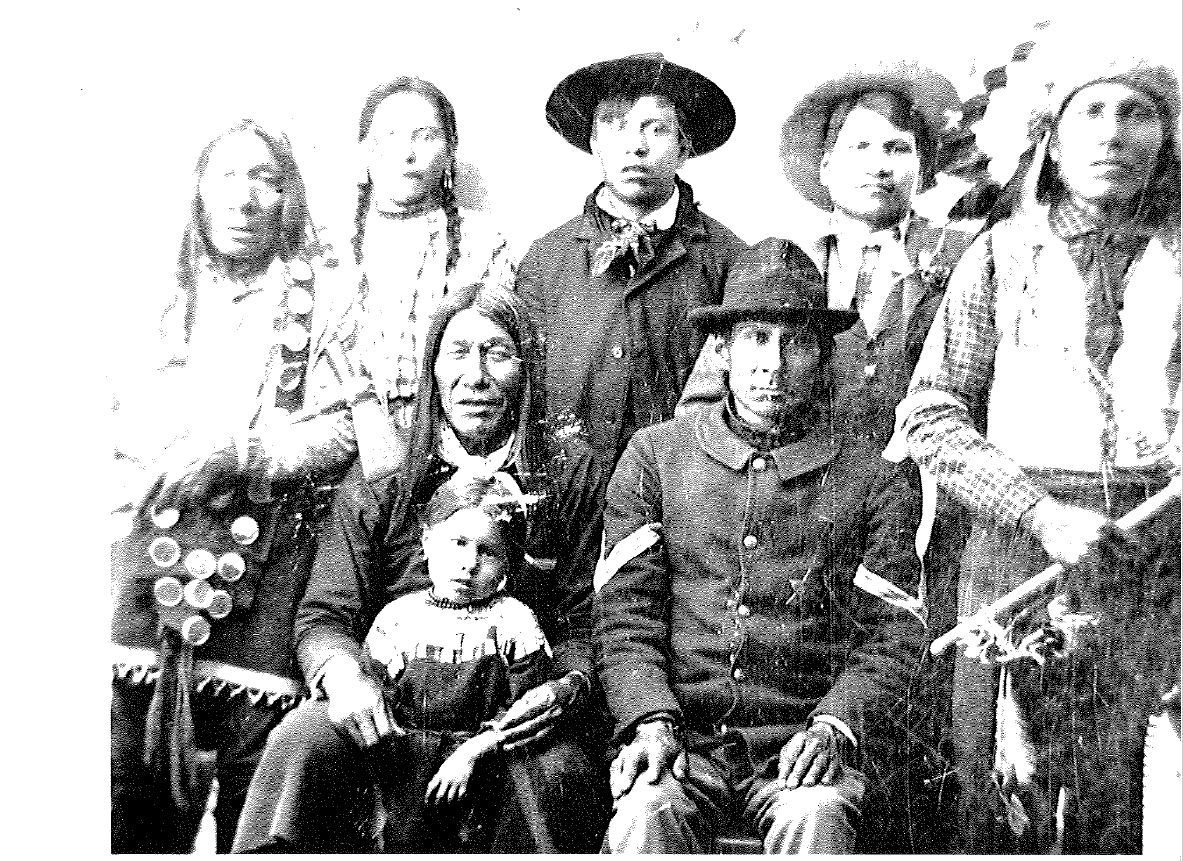http://www.american-tribes.com/messageboards/dietmar/chiefmilkfamily.jpg